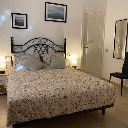 El Barco Bed & Breakfast L'Ametlla de Mar Ngoại thất bức ảnh